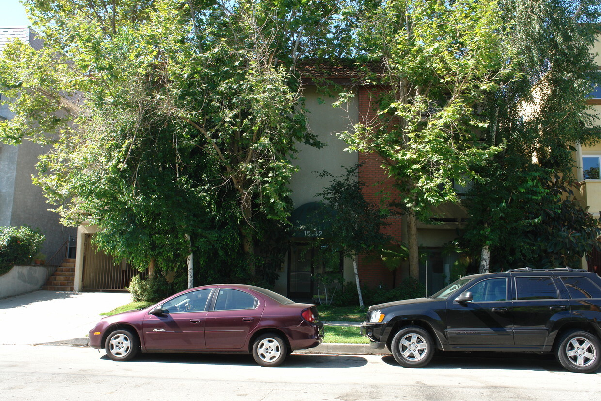 Foto del edificio - 15142 Moorpark St