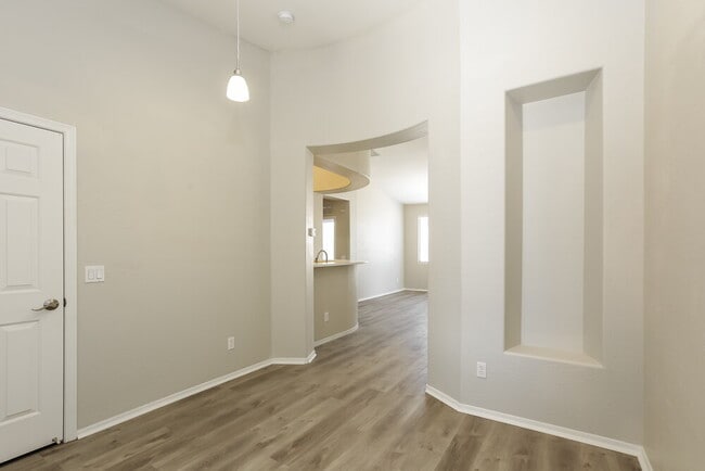 Foto del edificio - 7308 W Superior Ave