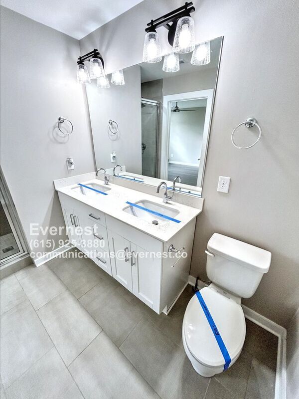 Foto del edificio - 610 Mason Ward Pl