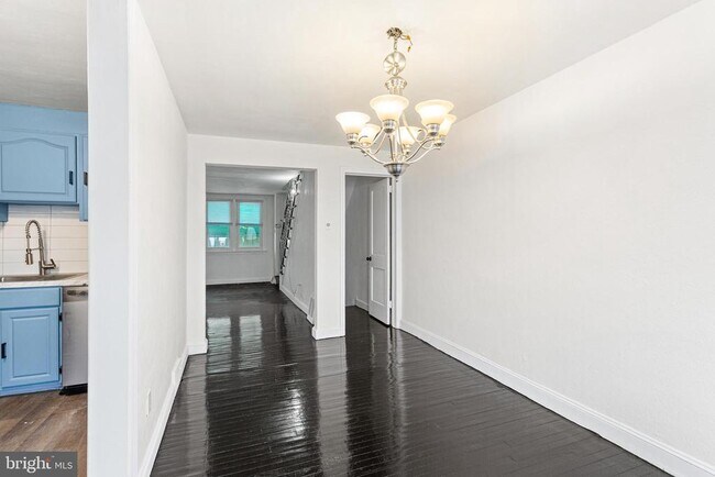 Foto del edificio - 7675 Overbrook Ave