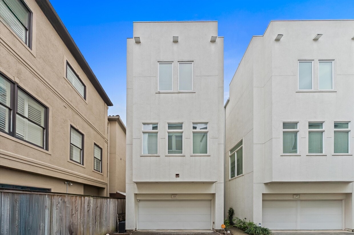 Primary Photo - 120 Pierce St