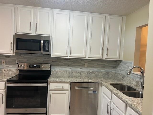 Building Photo - 1038 High Meadow Dr