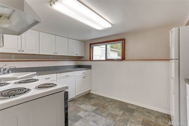 Kitchen 2 - 7730 18th Ave SW