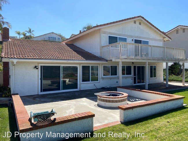 Building Photo - 4 br, 2.5 bath House - 627 Santa Rosita