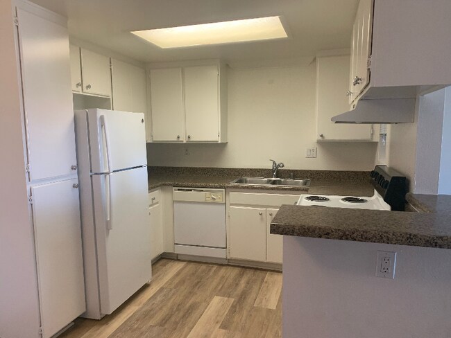Foto del edificio - 212 Woodland Pkwy