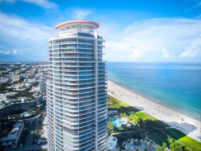 Building Photo - 100 South Pointe Dr