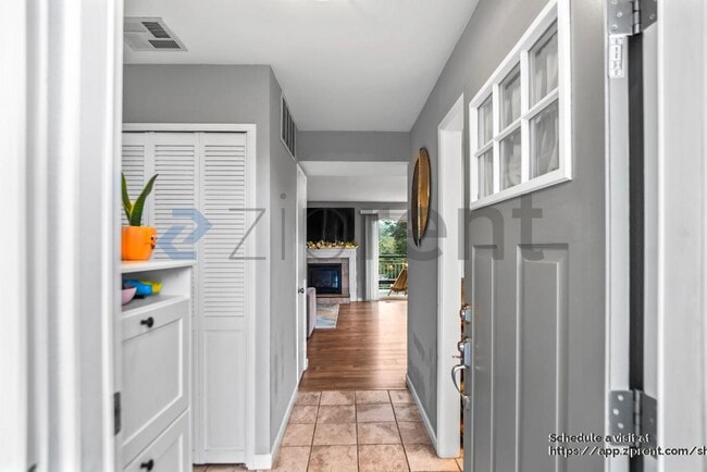 Building Photo - 25071 Oakridge Ct