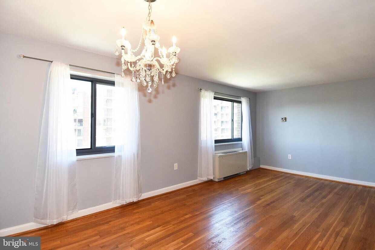 1200 S Arlington Ridge Rd Unit 607, Arlington, VA 22202 Room for Rent
