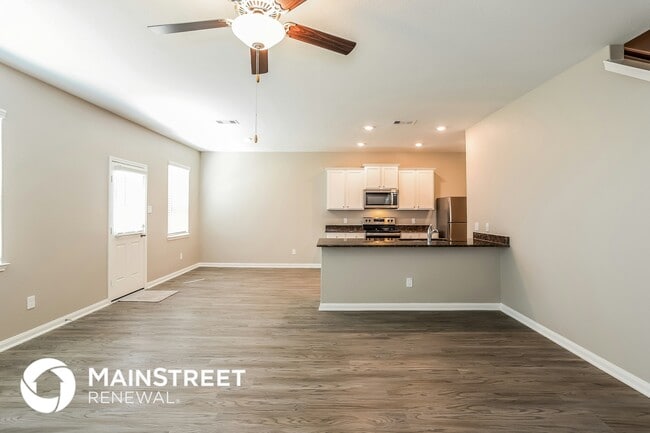 Building Photo - 26119 Hals Dr