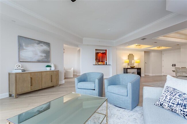 Foto del edificio - 300 Beach Dr NE