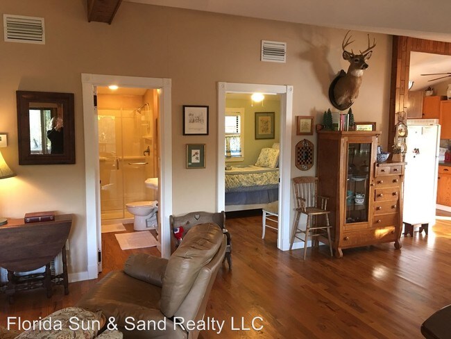 Building Photo - 2 br, 1 bath House - 423 S Moon Dr