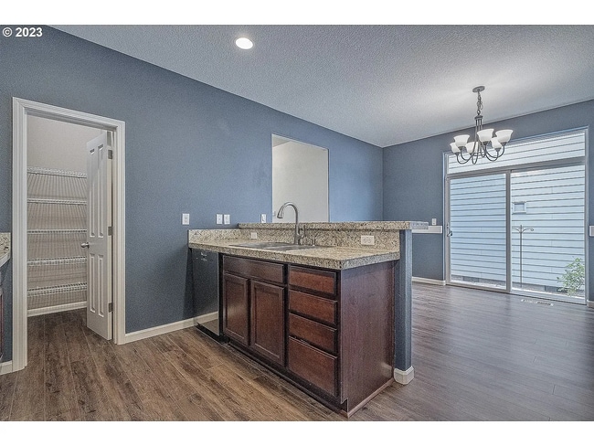 Foto del edificio - 5310 SE Redberry Pl