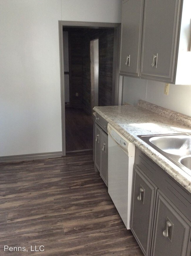 Foto del edificio - 3 br, 1.5 bath House - 2479 Smoketown Road
