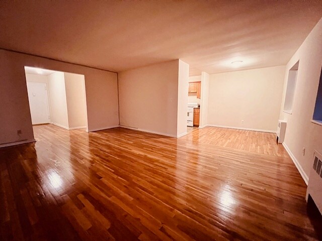Foto del edificio - 242 Summit Ave