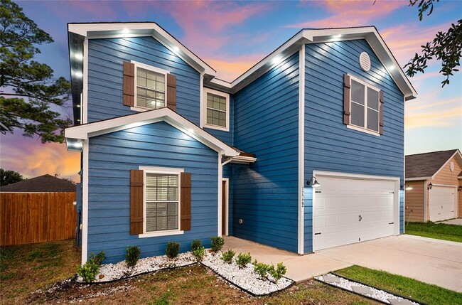 Building Photo - 12722 Pelican Bay Dr