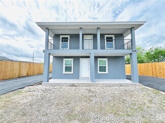 Building Photo - 8206 Sosa Cir