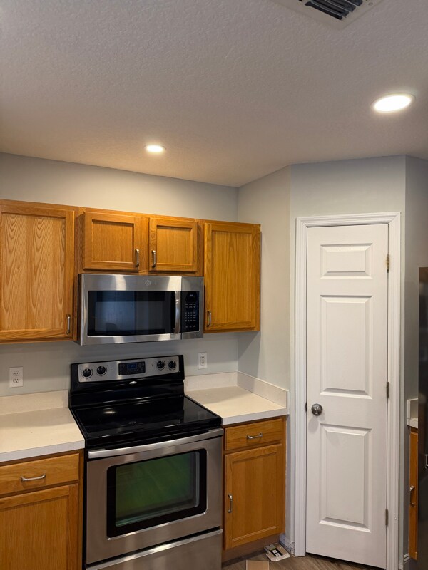 Building Photo - 3338 Hickory Leaf Ct