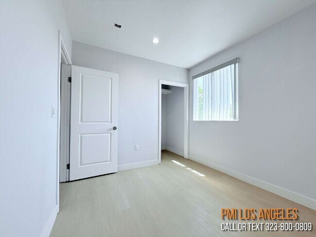 Foto del edificio - 206 1/2 E 87th