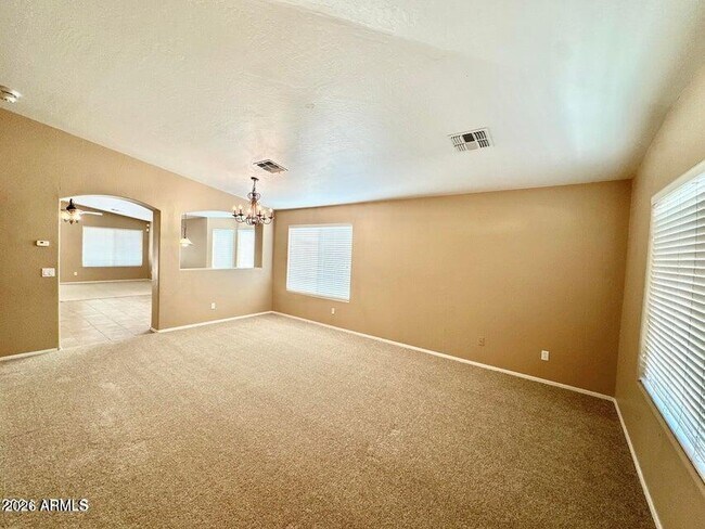 Foto del edificio - 11727 N 153rd Ave