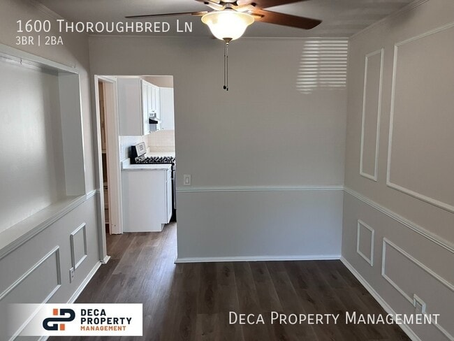 Building Photo - 3 Bedroom 1.5 Bathroom House