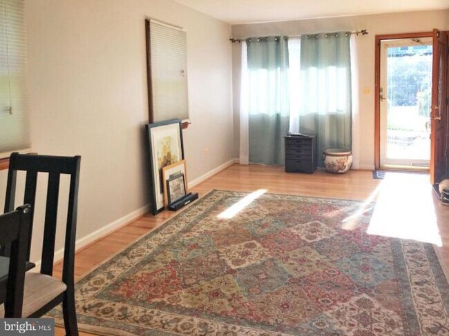 Foto del edificio - 1911 Hileman Rd