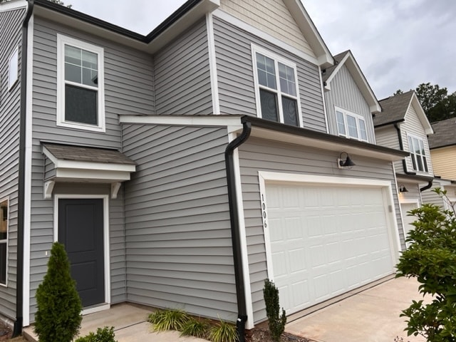 Photo - 1006 Crater Lk Wy Townhome