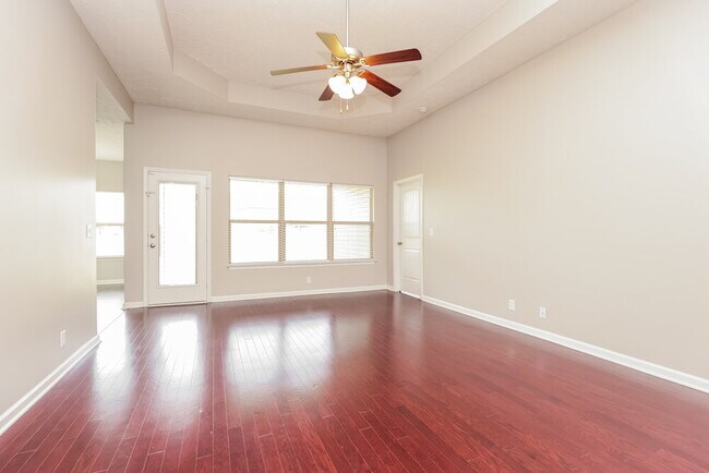 Foto del edificio - 1513 John Lee Ln