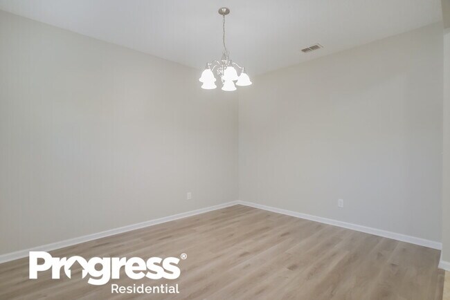 Building Photo - 430 Hefferon Dr