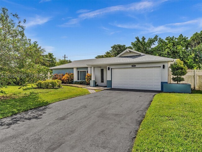 Building Photo - 9960 NW 23rd St