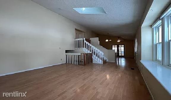 Foto del edificio - 3 br, 2 bath House - 3615 Silvertip Pl