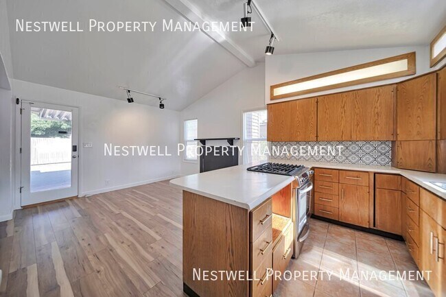 Foto del edificio - 1528 E Dawn Dr