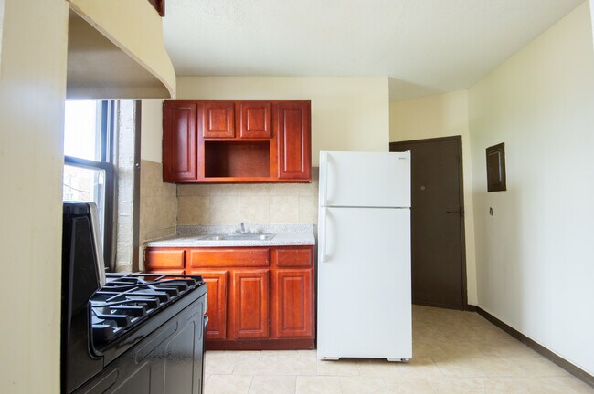 Foto del edificio - 425 Rose Ave