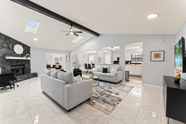 Foto del edificio - 4629 Golden Spike Ct