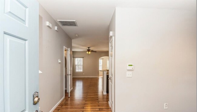 Foto del edificio - 2327 Crosscut Dr