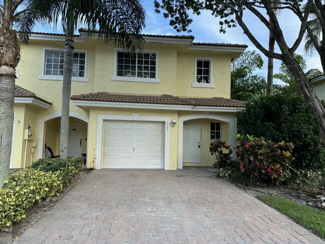 Foto del edificio - 1191 Imperial Lake Rd