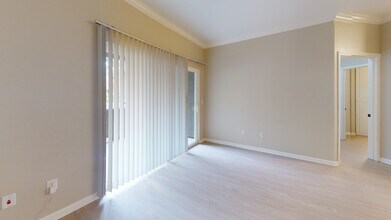 Interior Photo - River Terrace