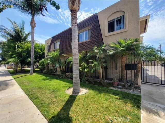 Foto del edificio - 21607 Juan Ave