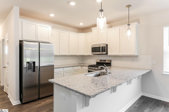 Building Photo - 118 Wild Lily Dr