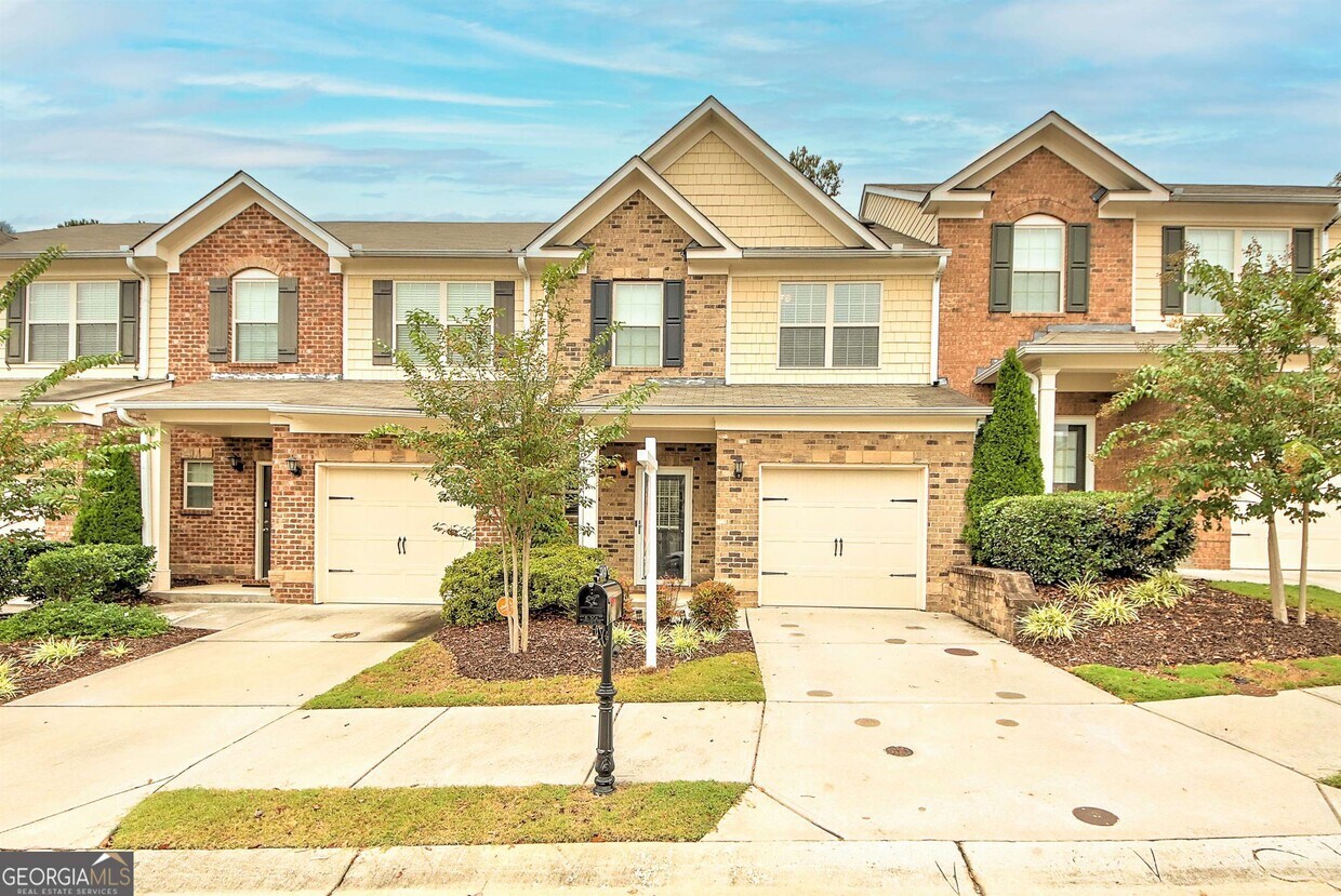 3249 Garden Glade Ln, Stonecrest, GA 30038 Townhome Rentals in