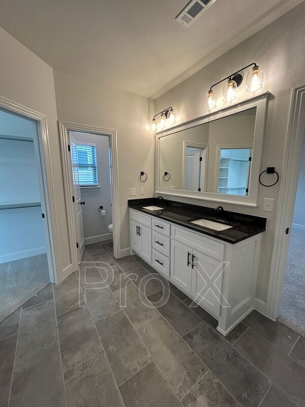 Foto del edificio - 2212 Salmon St