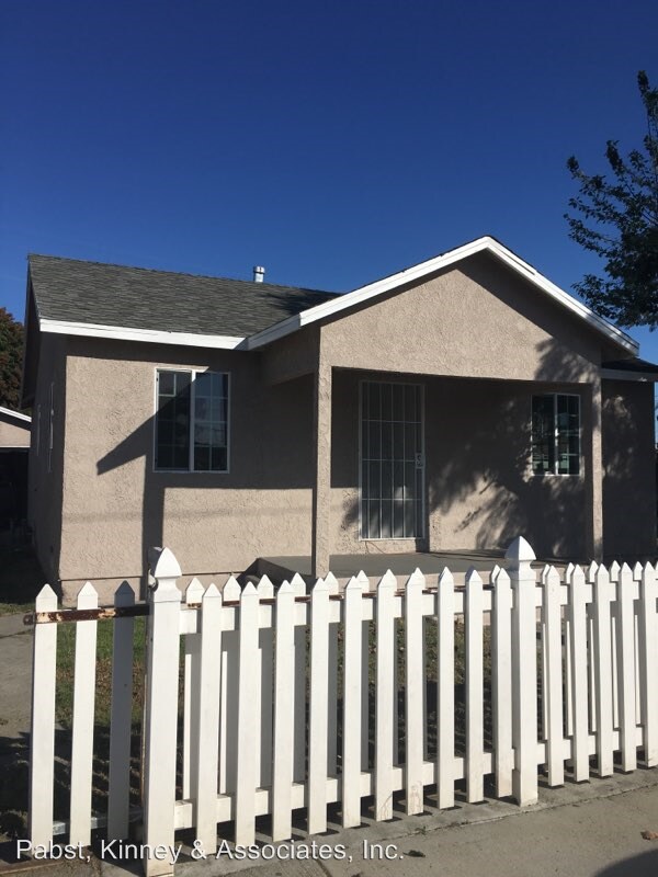 Building Photo - 21808 Seine Ave