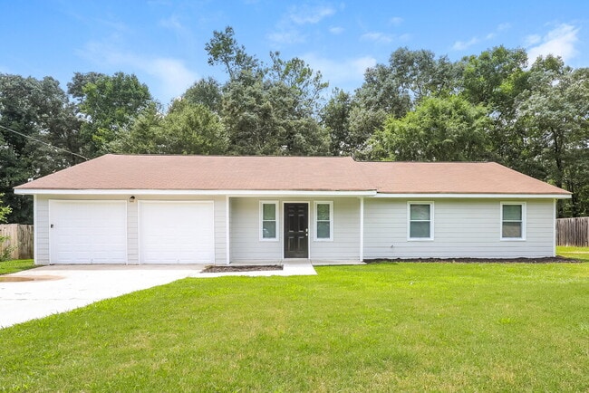 Building Photo - 4741 Cedar Lake Dr SE