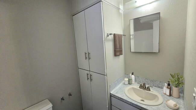 Building Photo - French Quarter Apartments