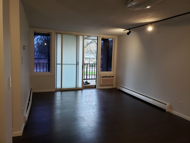 Building Photo - 4040 South 15th Avenue