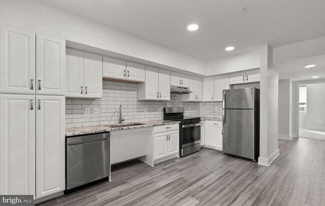 Foto del edificio - 19520 Village Walk Dr