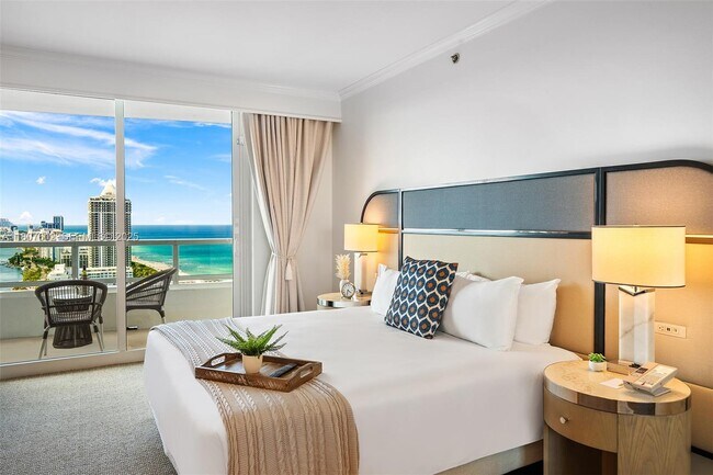 Foto del edificio - 4401 Collins Ave