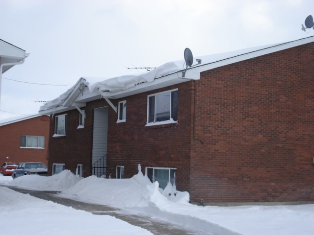 Primary Photo - Galaxy Apartments