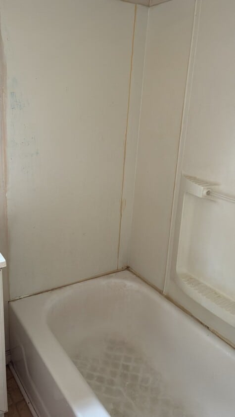 Primary Photo - 436 Wood St