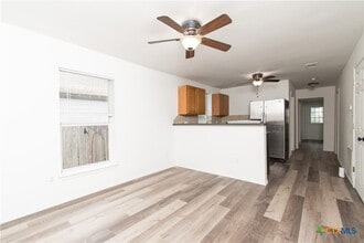 Building Photo - 306 S 25th St