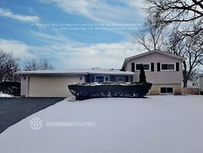 Building Photo - 421 Spruce Dr